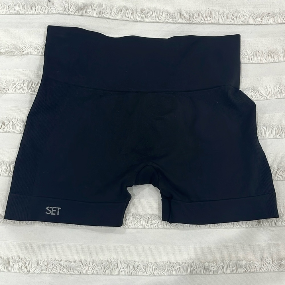 Set Active Black Sculptflex Bike Shorts
